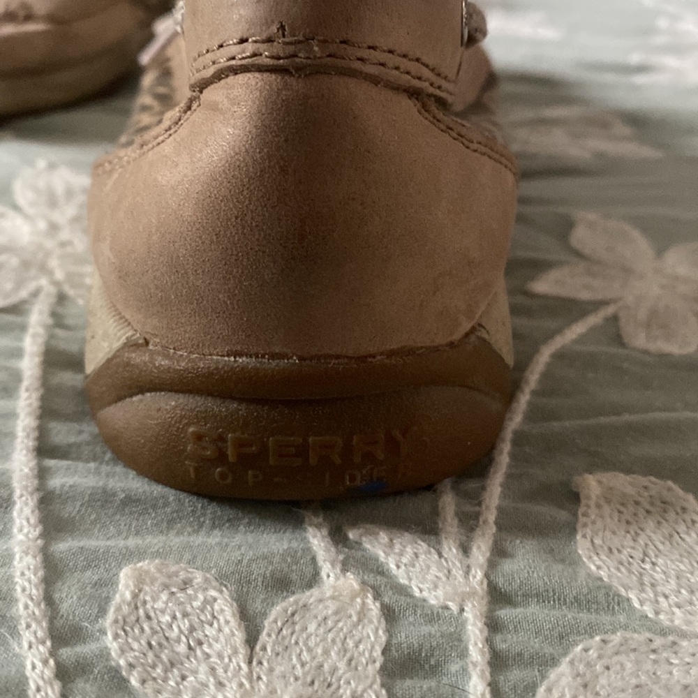 Sperry - Picture 3 of 6